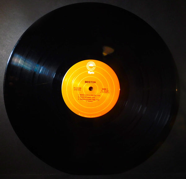 BOSTON SELF TITELED  1ST PRESS